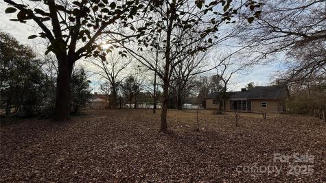 809 Howard Street Shelby NC 28152