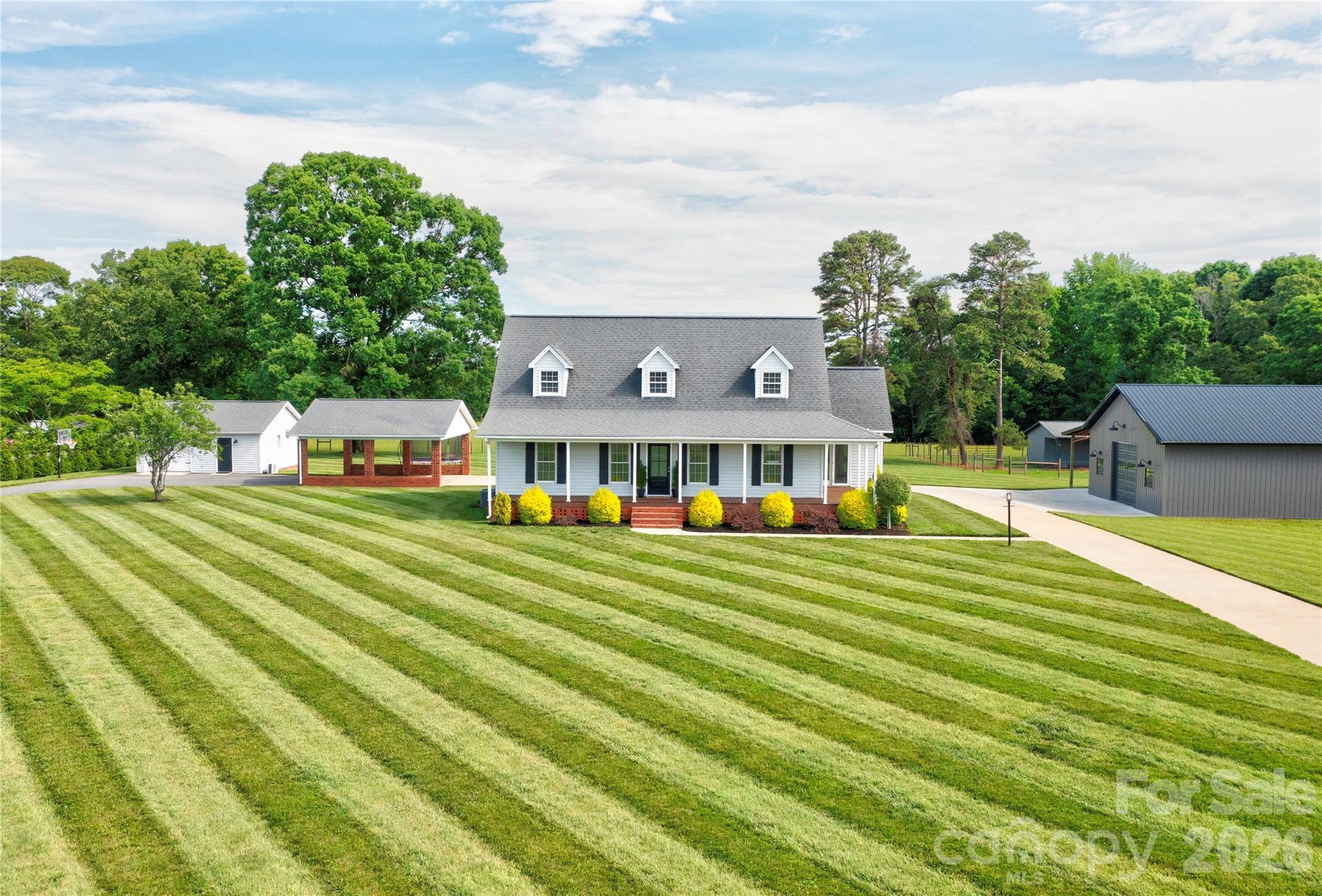 505 E Stagecoach Trail Lawndale NC 28090