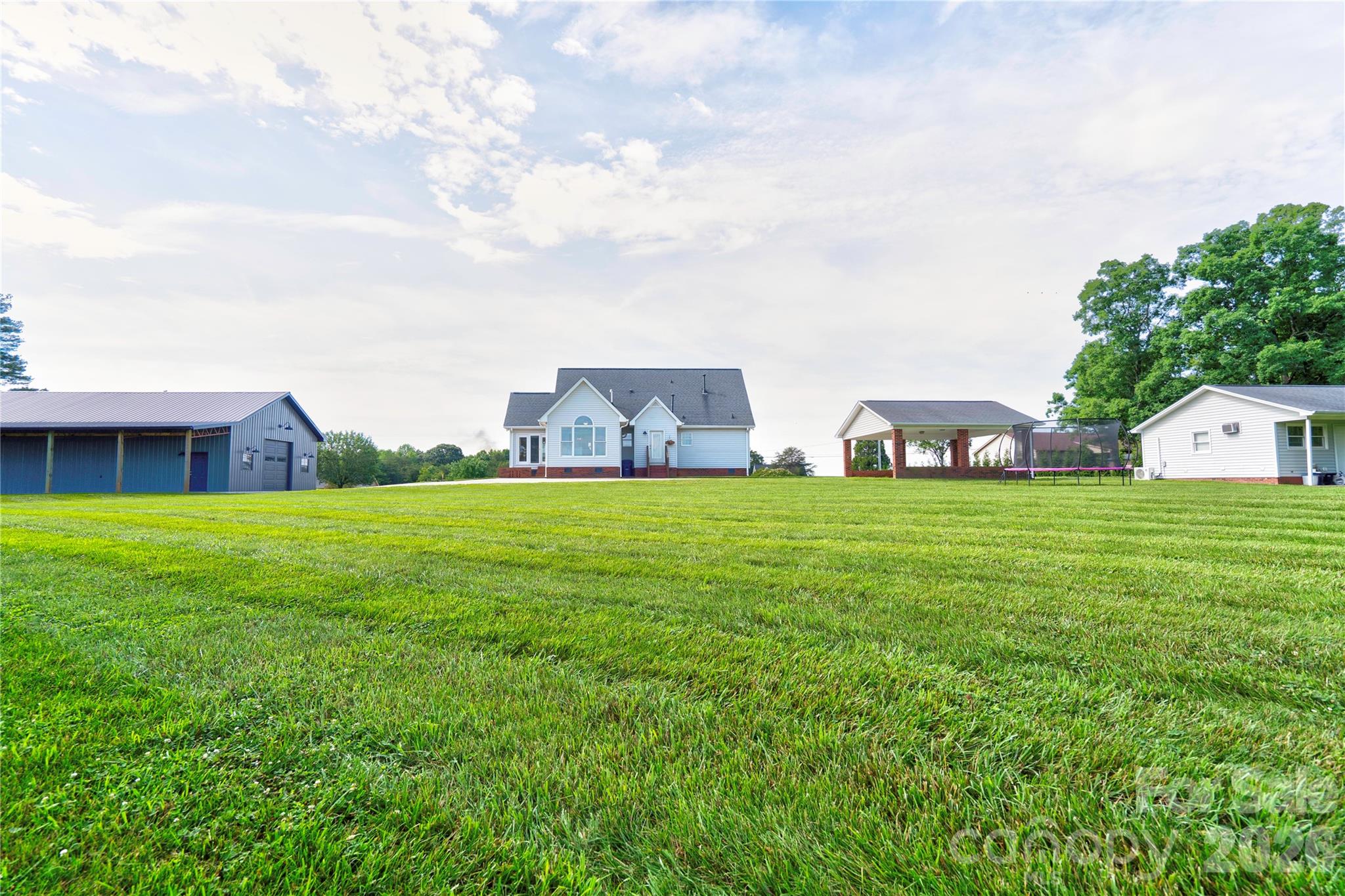 505 E Stagecoach Trail Lawndale NC 28090