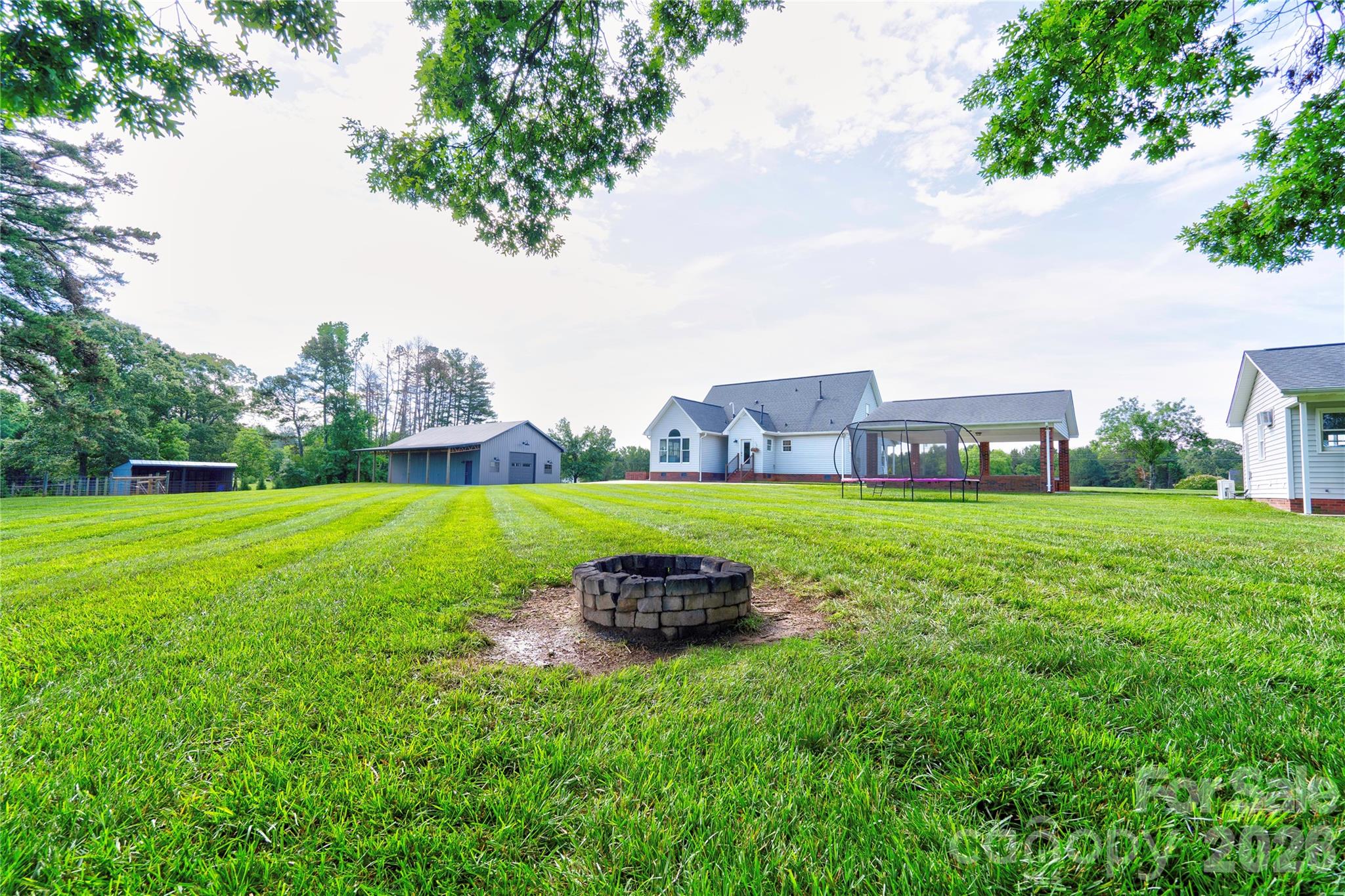 505 E Stagecoach Trail Lawndale NC 28090