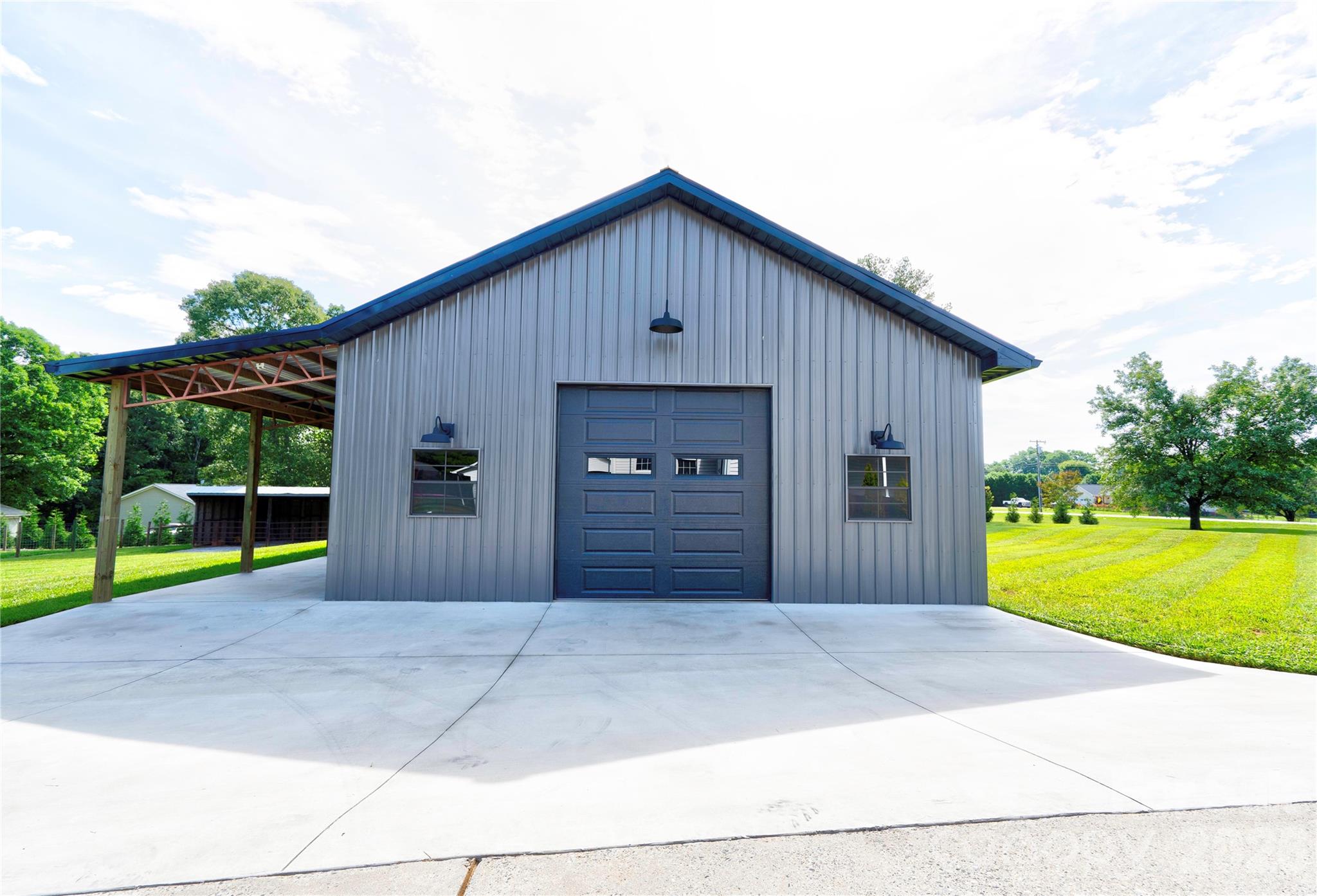 505 E Stagecoach Trail Lawndale NC 28090