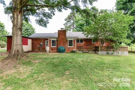 4716 Margaret Wallace Road Matthews NC 28105