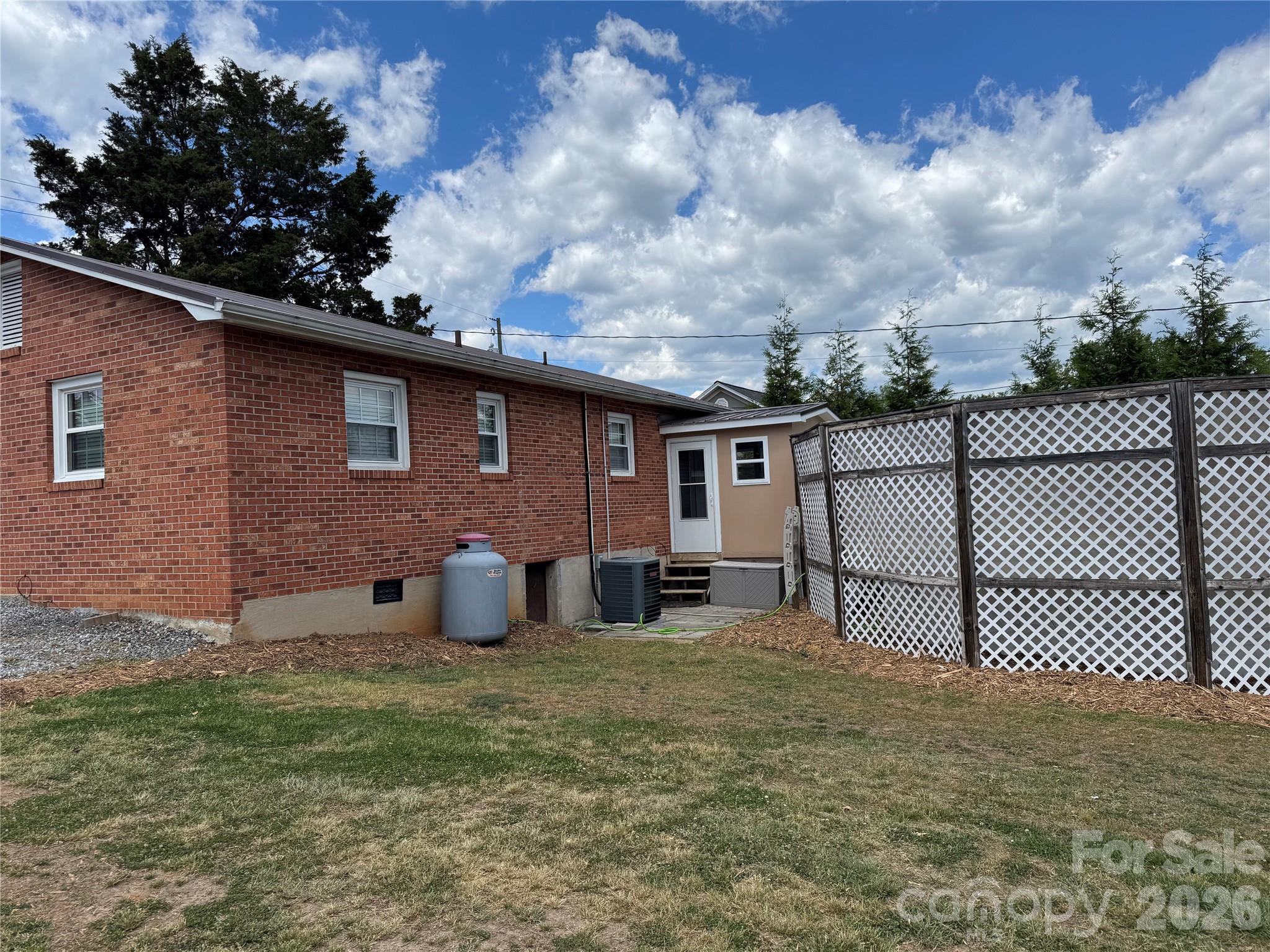 203 Laurel Street SE Valdese NC 28690