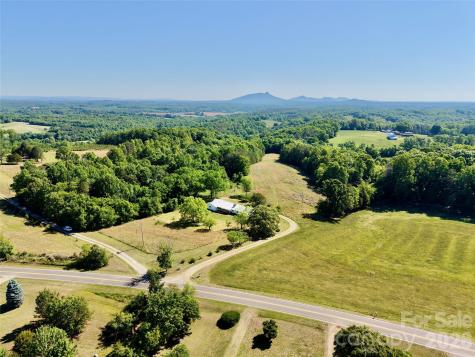 5028 Kurstie Lane Boonville NC 27011