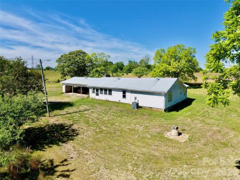 5028 Kurstie Lane Boonville NC 27011