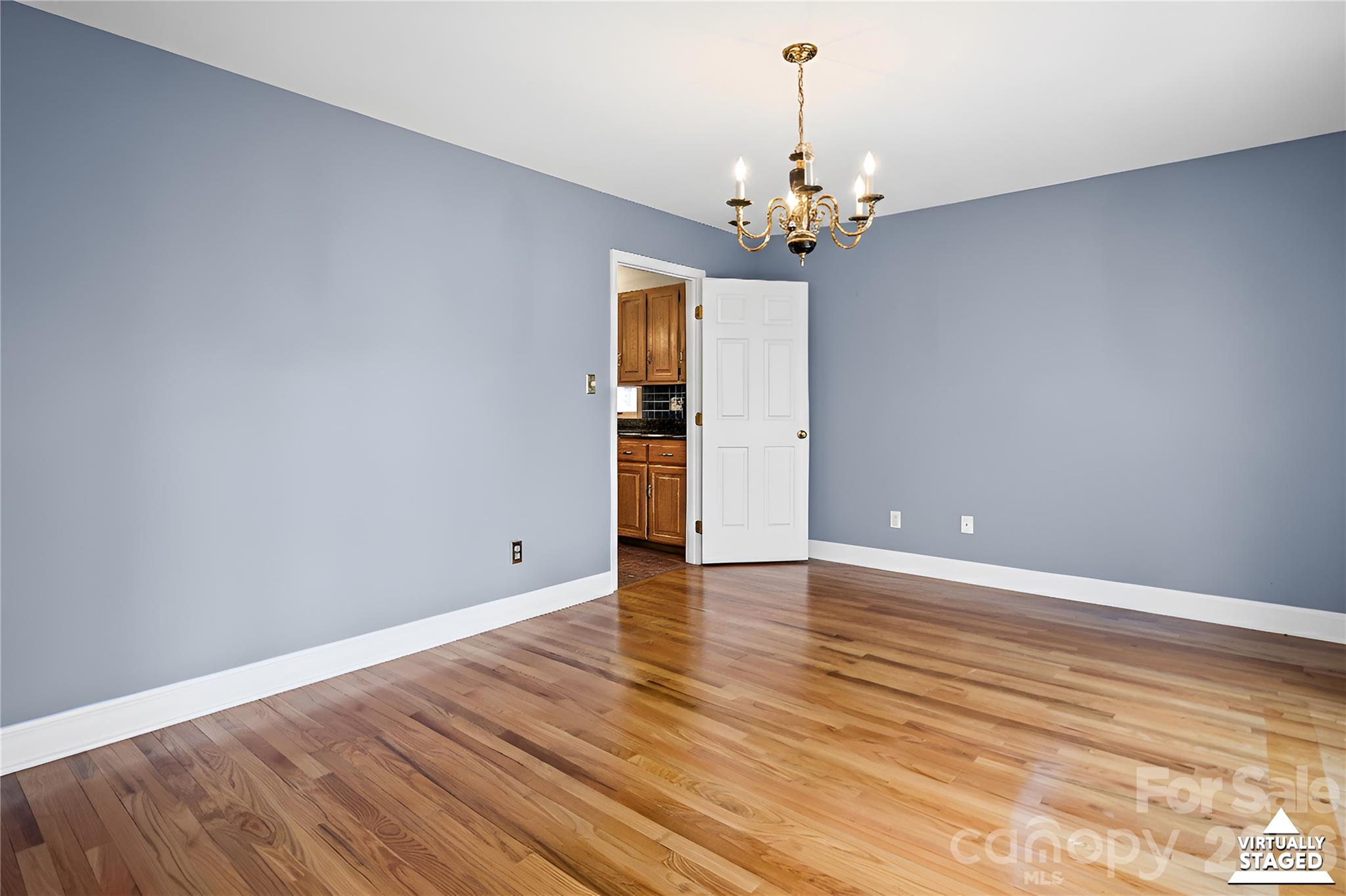 16631 Harbor View Road Charlotte NC 28278