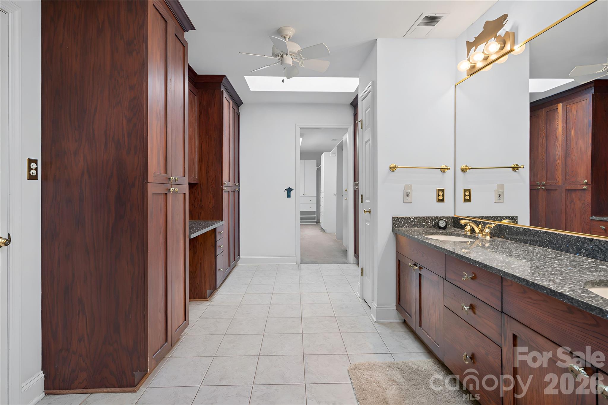 16631 Harbor View Road Charlotte NC 28278
