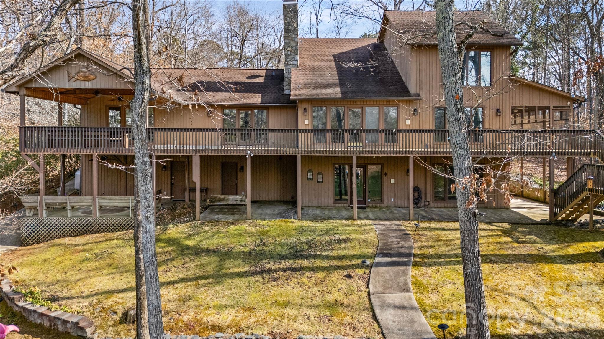 16631 Harbor View Road Charlotte NC 28278