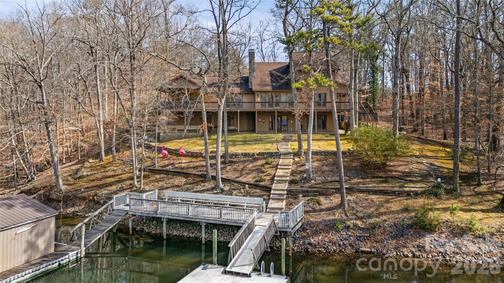 16631 Harbor View Road Charlotte NC 28278