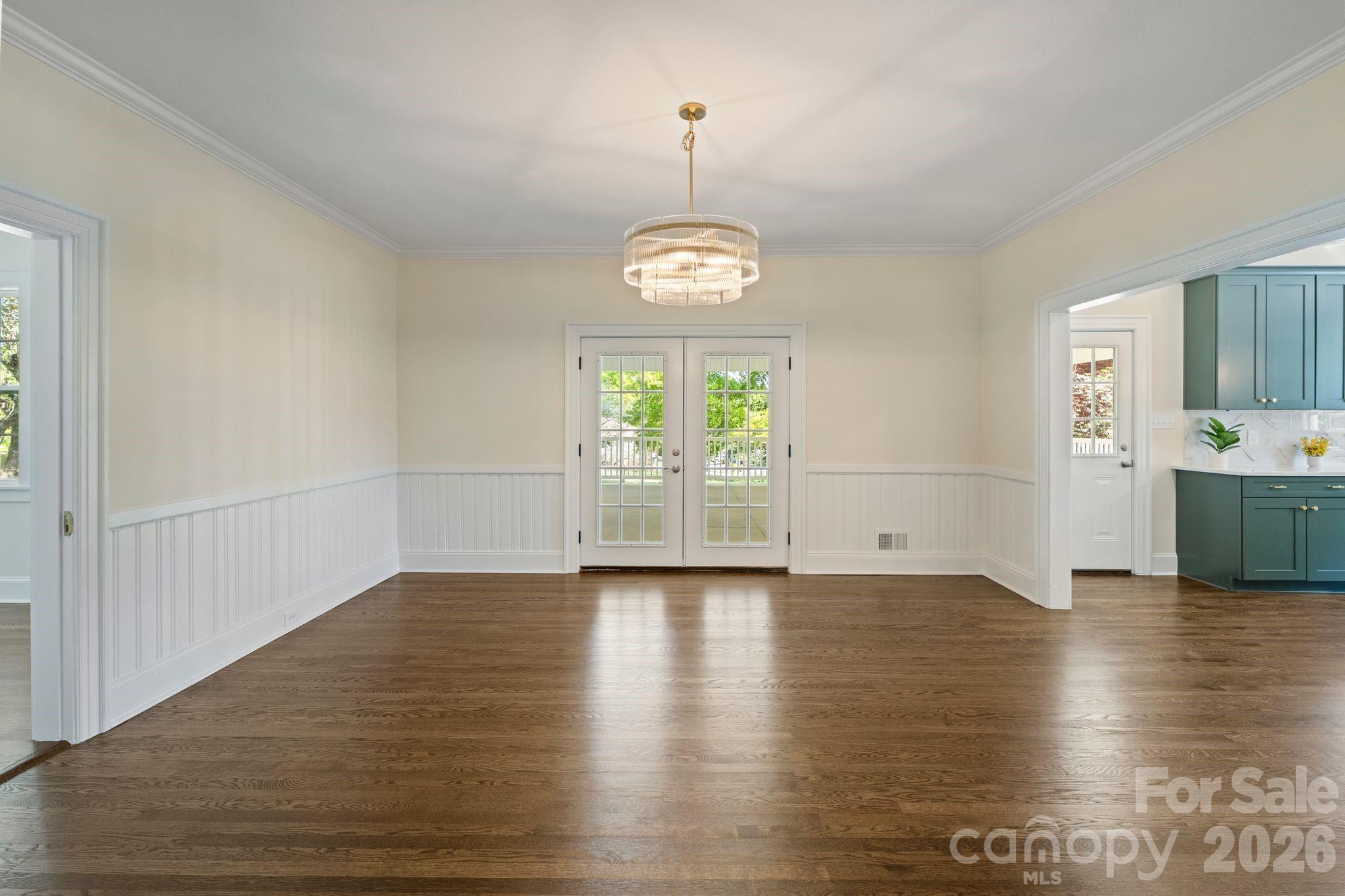 3114 N Center Street Hickory NC 28601