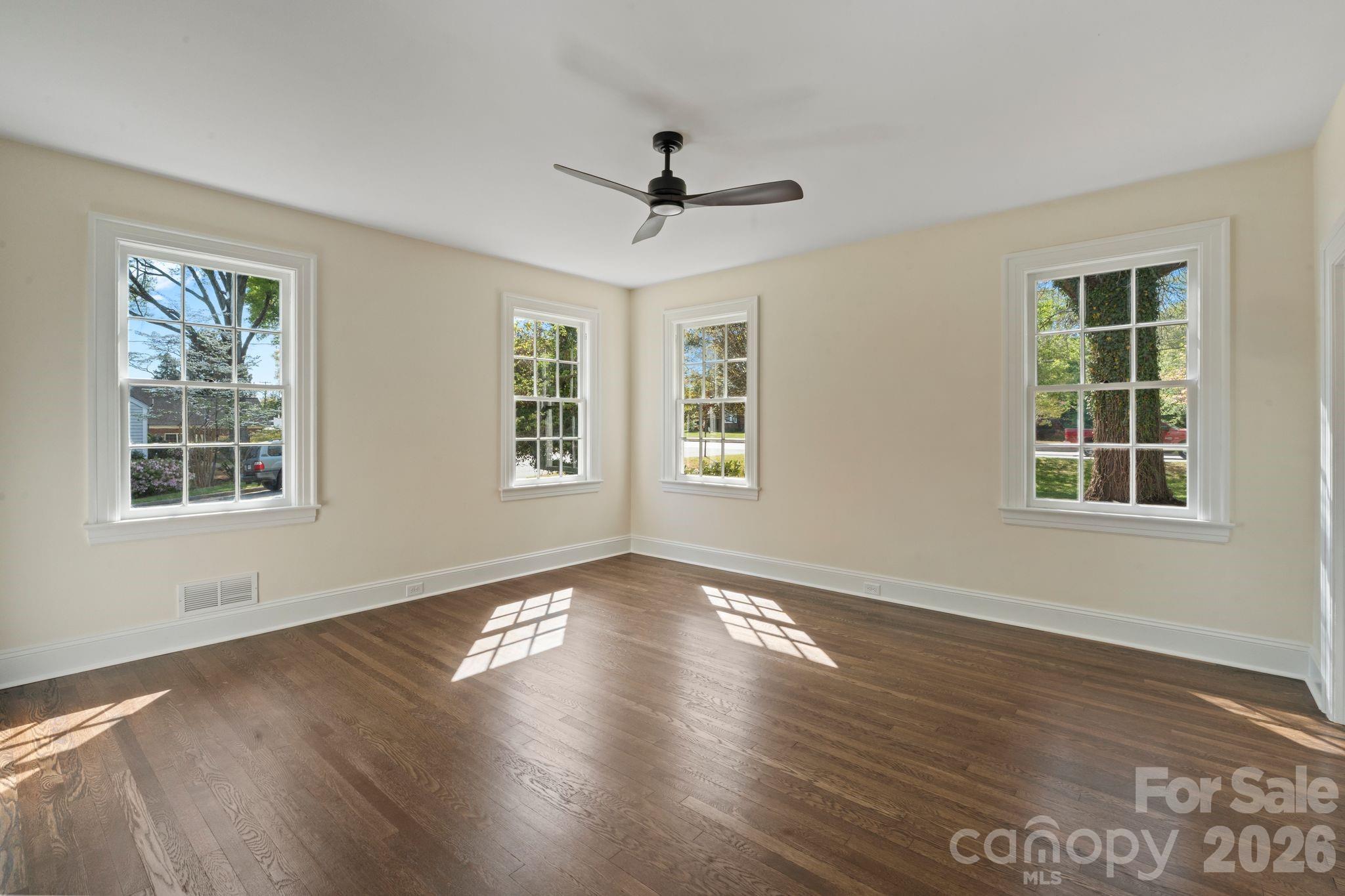 3114 N Center Street Hickory NC 28601