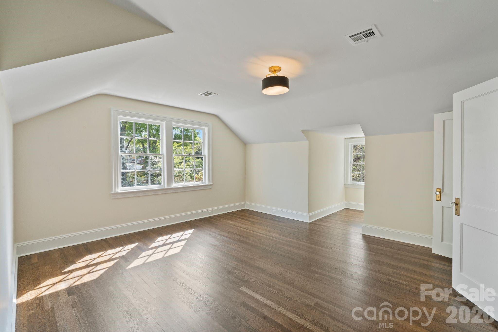 3114 N Center Street Hickory NC 28601