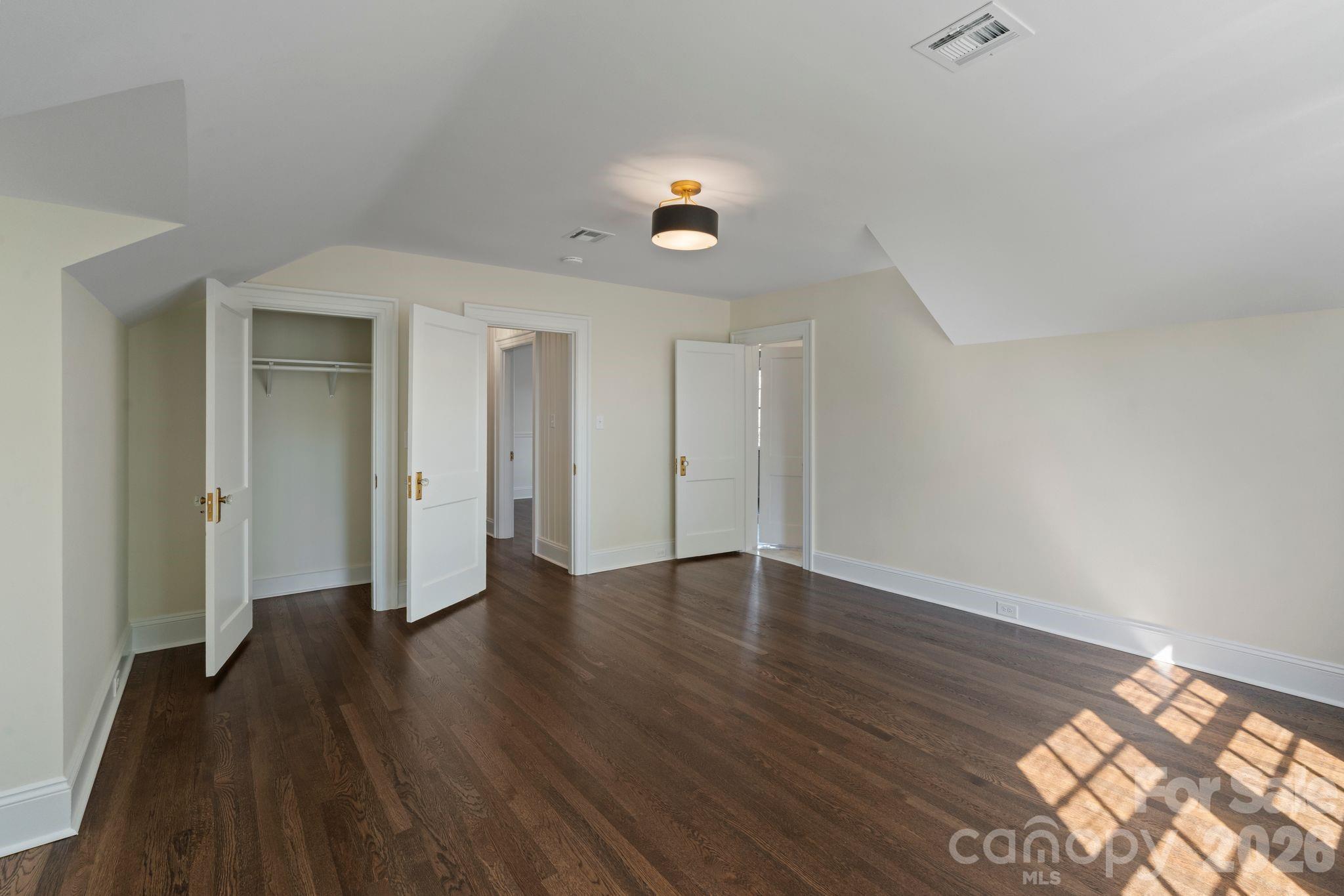 3114 N Center Street Hickory NC 28601
