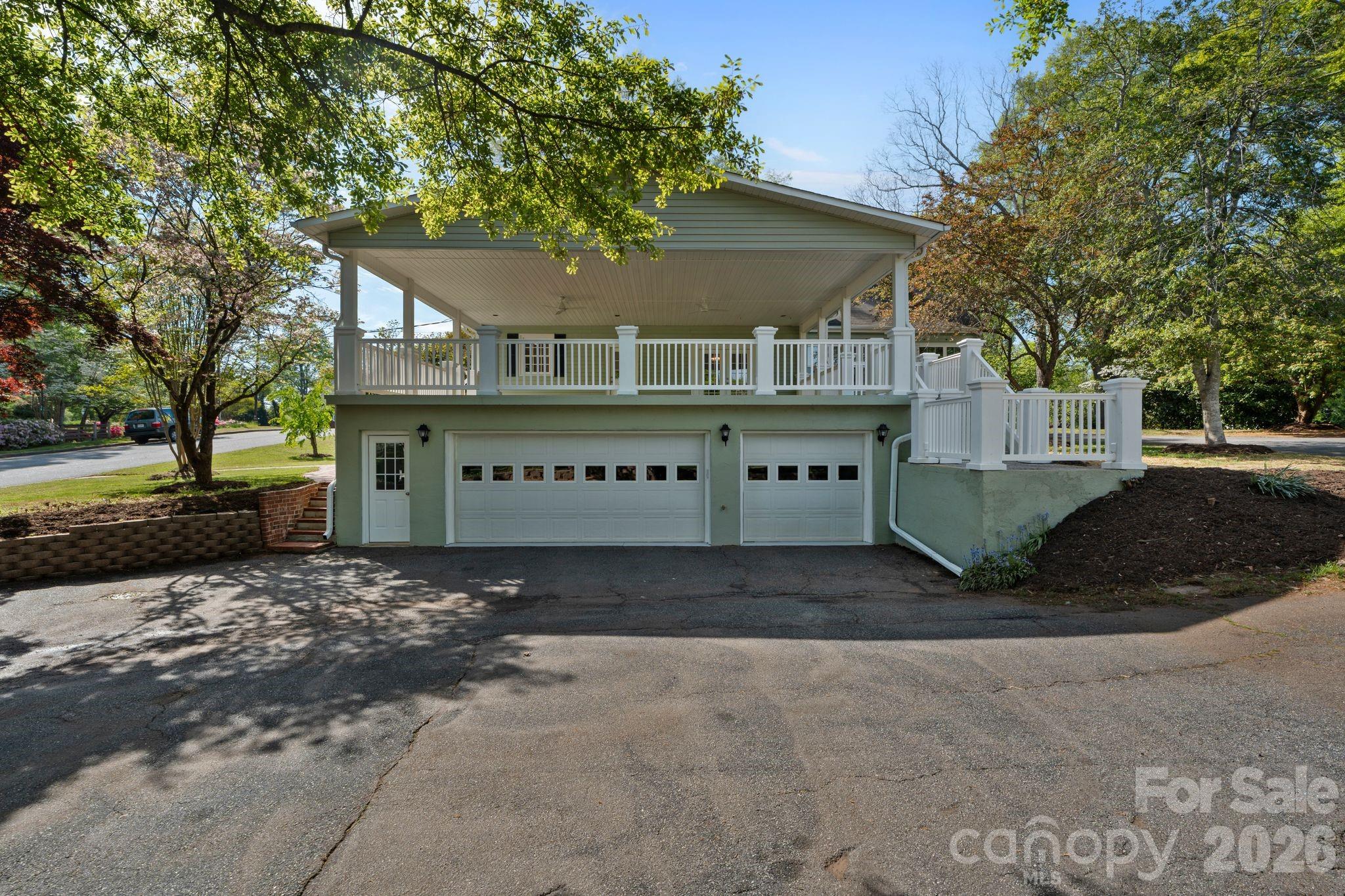3114 N Center Street Hickory NC 28601