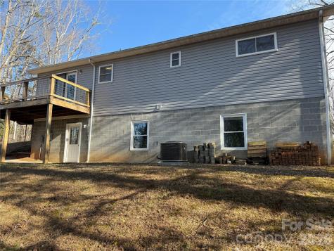 628 Hidden View Loop Marion NC 28752