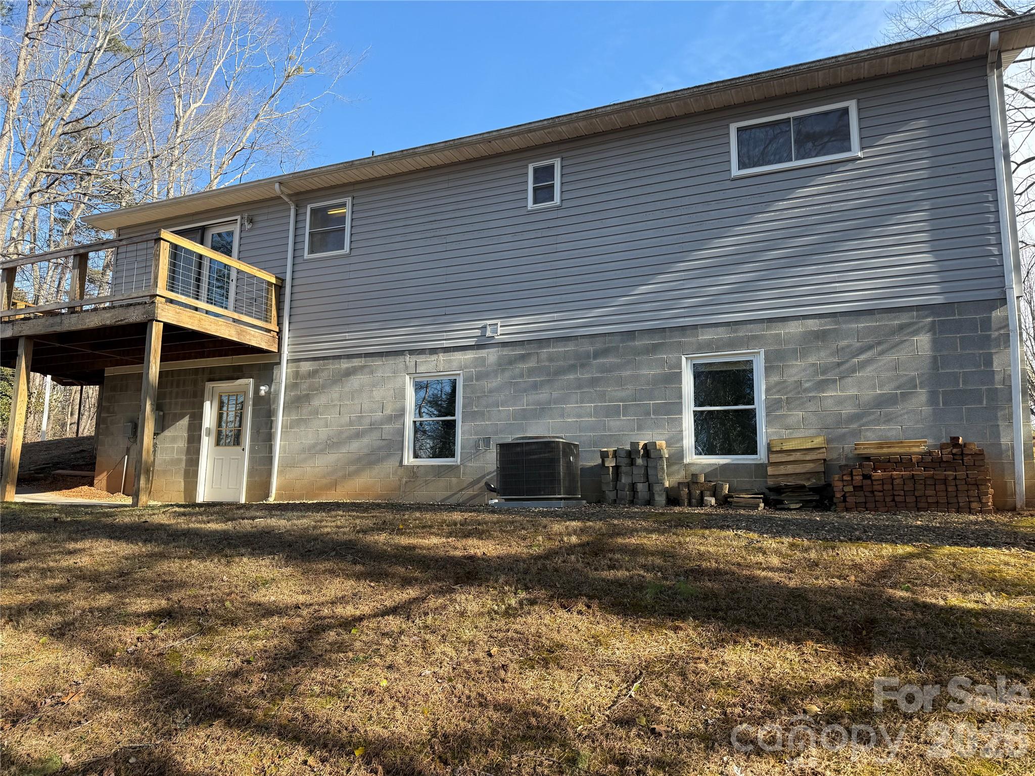 628 Hidden View Loop Marion NC 28752