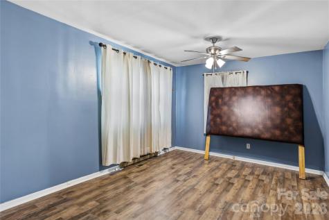 819 Mobile Street High Point NC 27260