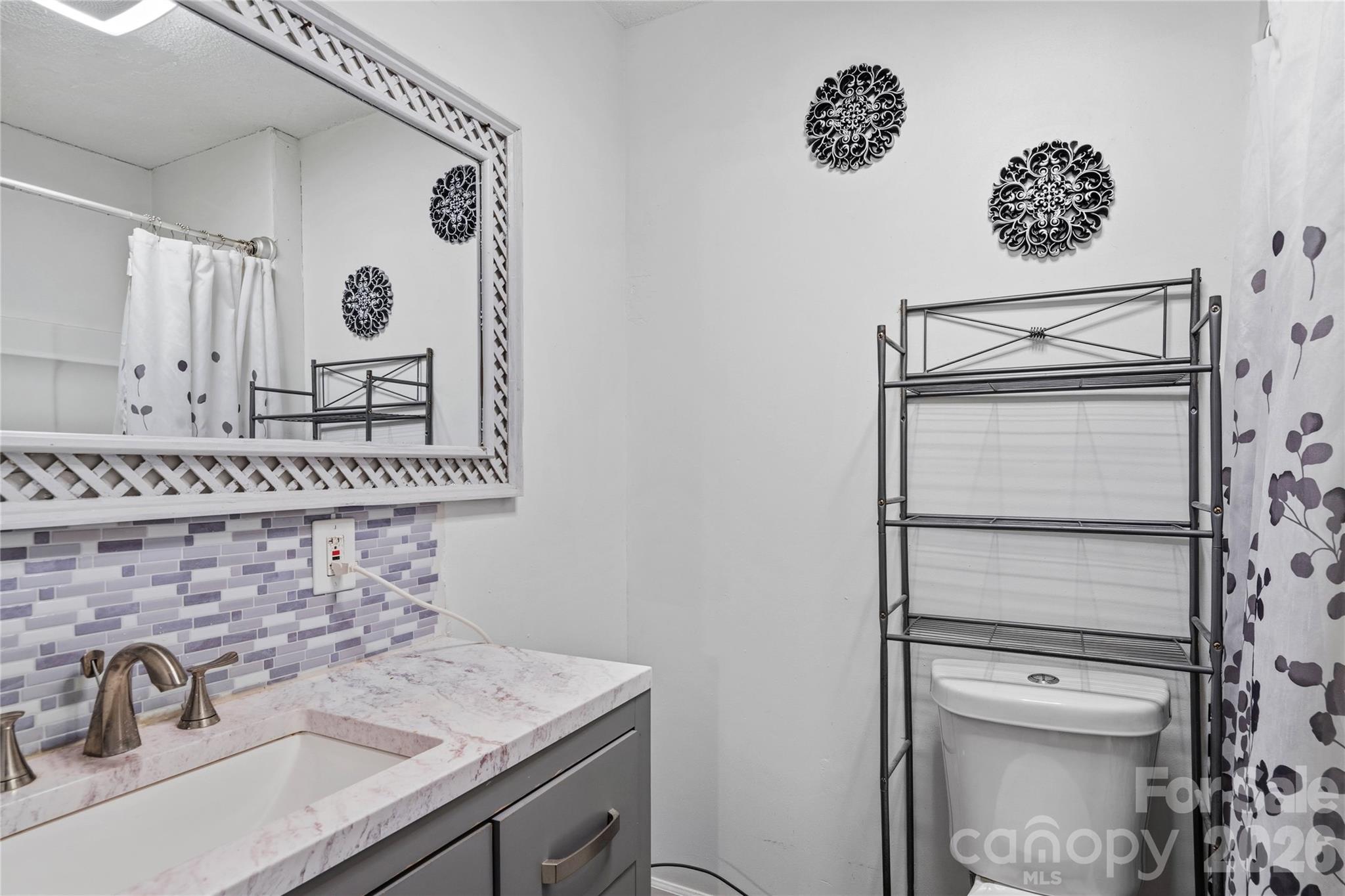 819 Mobile Street High Point NC 27260