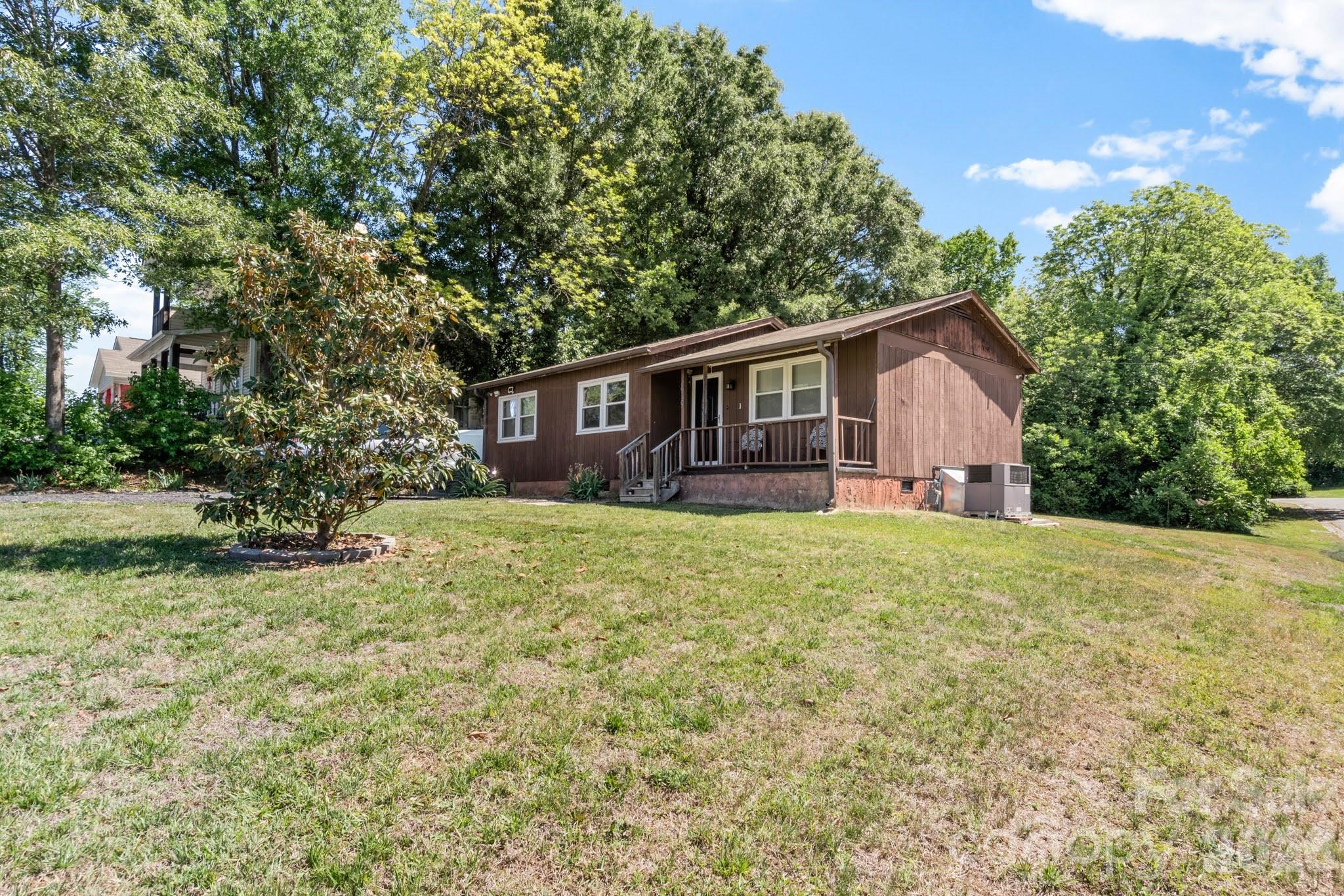 819 Mobile Street High Point NC 27260