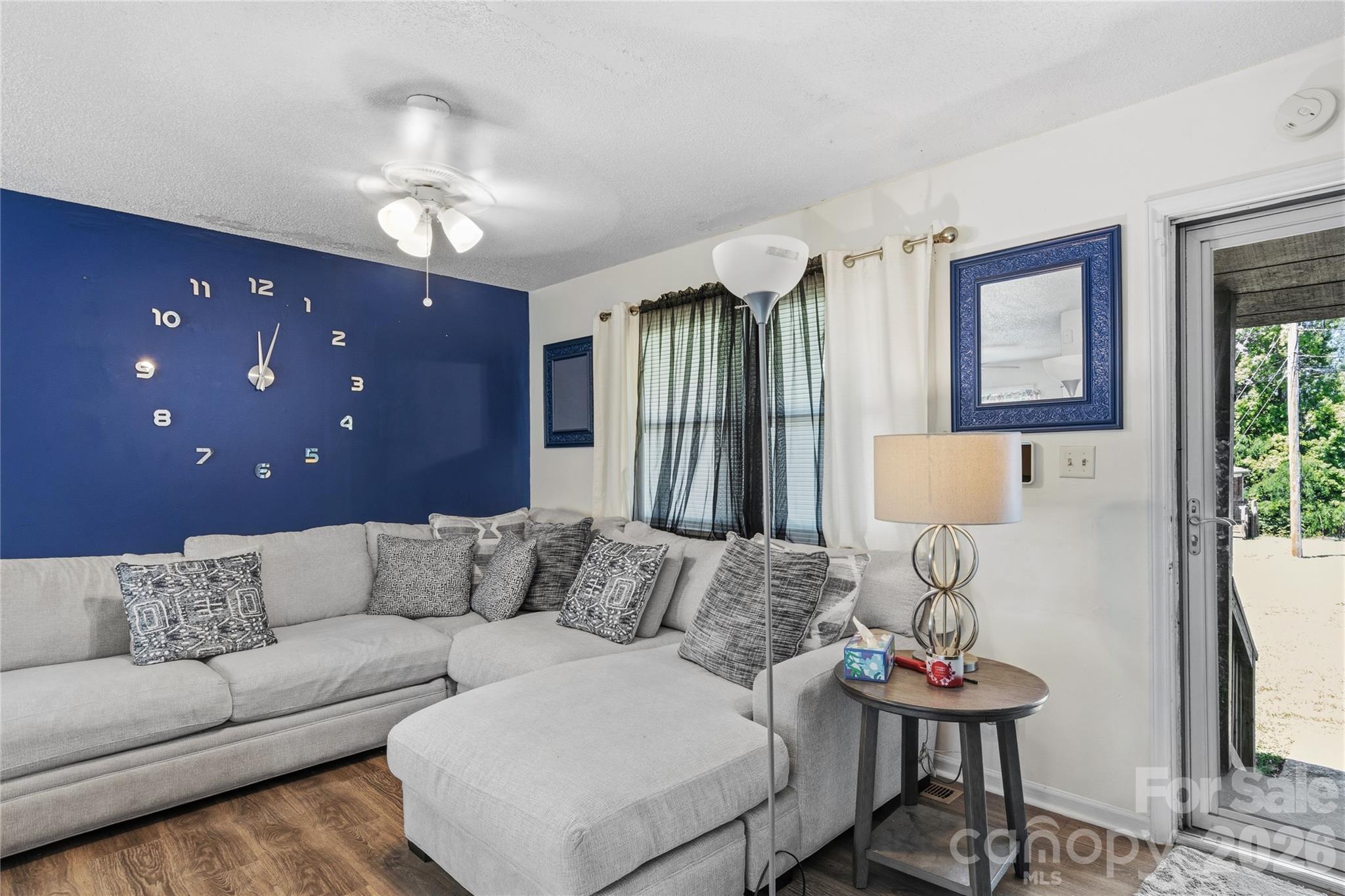 819 Mobile Street High Point NC 27260