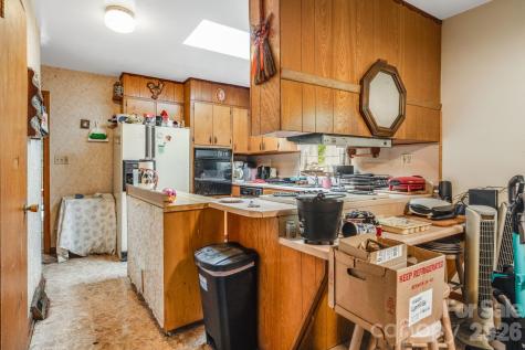 48 Ellen Avenue Canton NC 28716