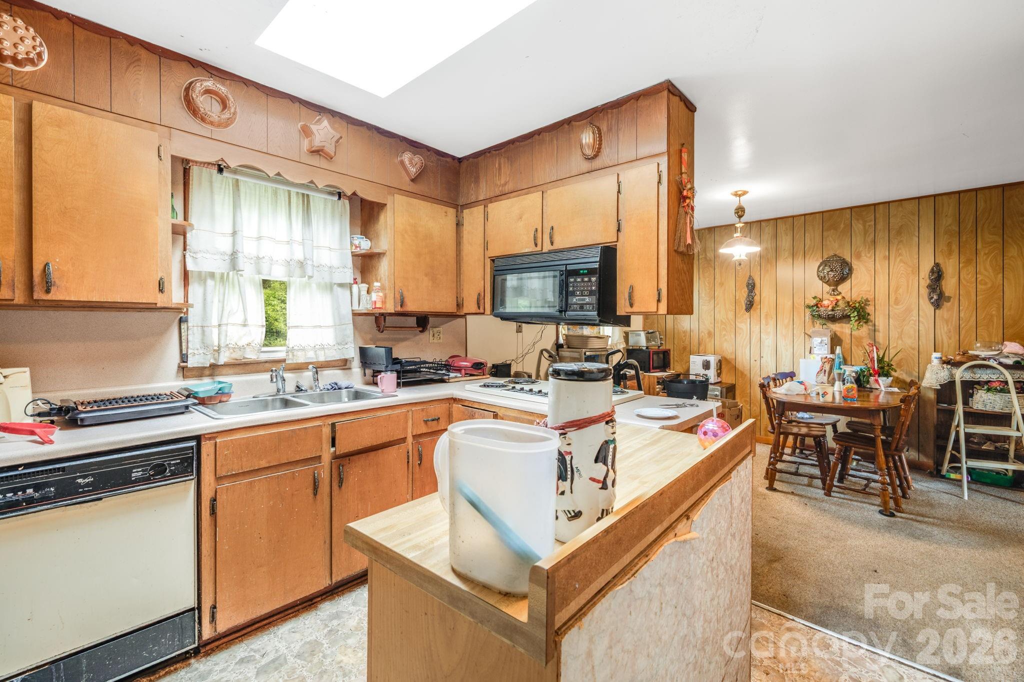 48 Ellen Avenue Canton NC 28716
