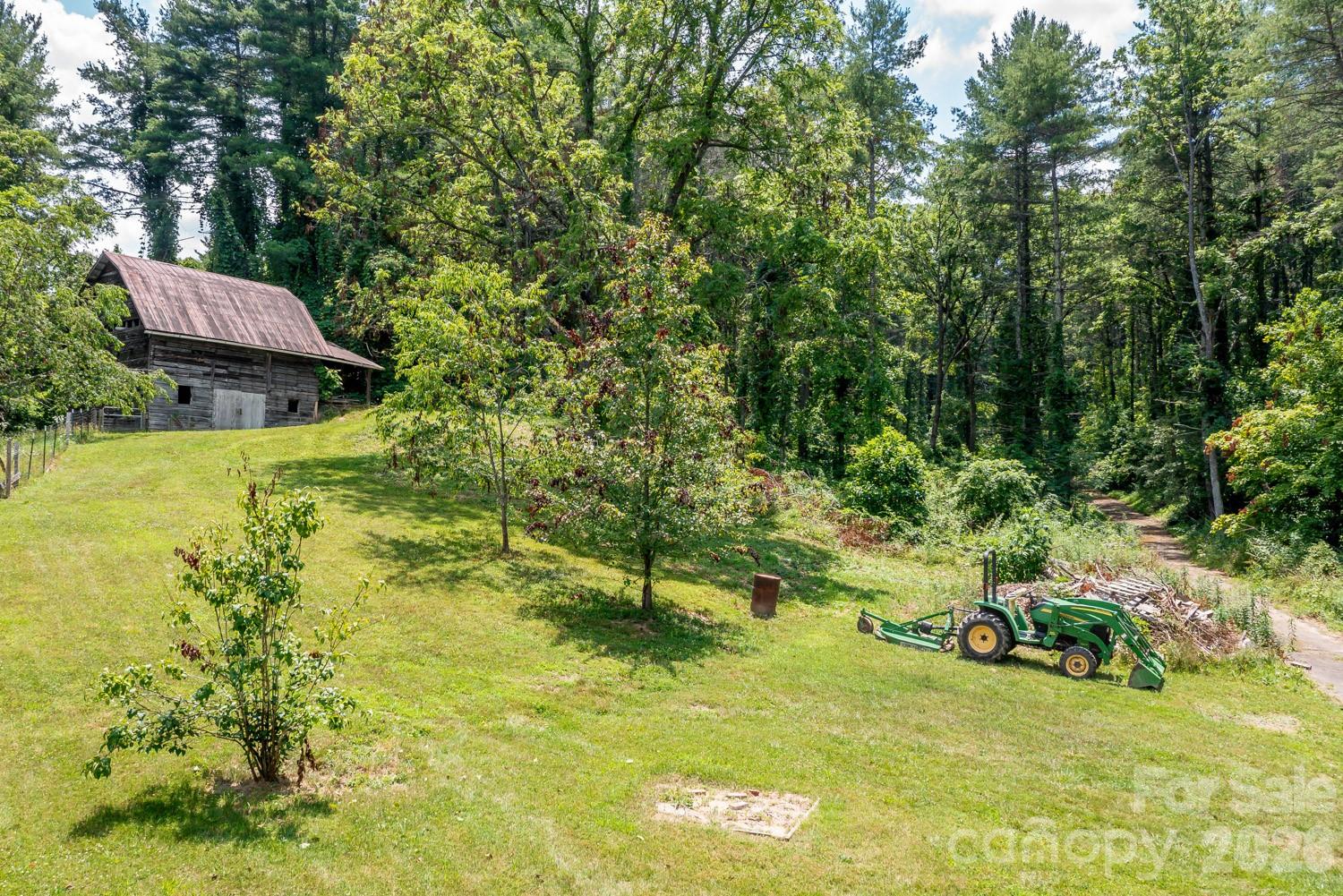 160 Mclean Road Weaverville NC 28787