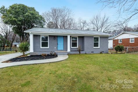 4501 Knollcrest Drive Charlotte NC 28208