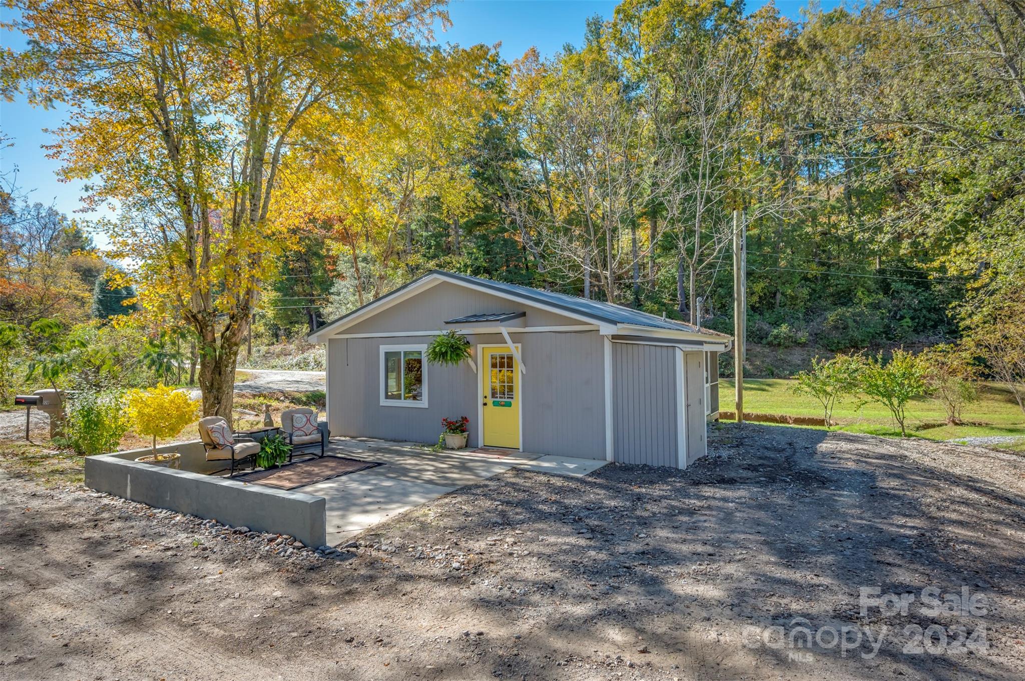 500 Laurel Drive Saluda NC 28773