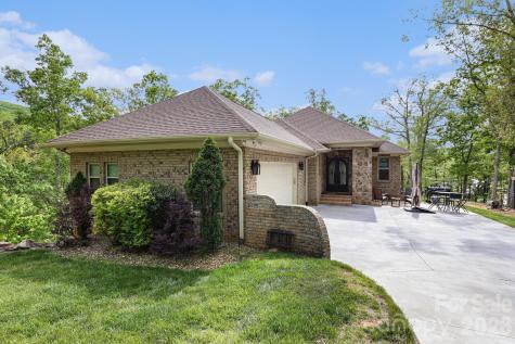 1629 Healing Springs Drive Denton NC 27239