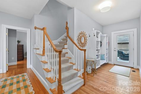 551 7th Street NW Hickory NC 28601