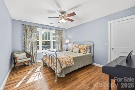 551 7th Street NW Hickory NC 28601
