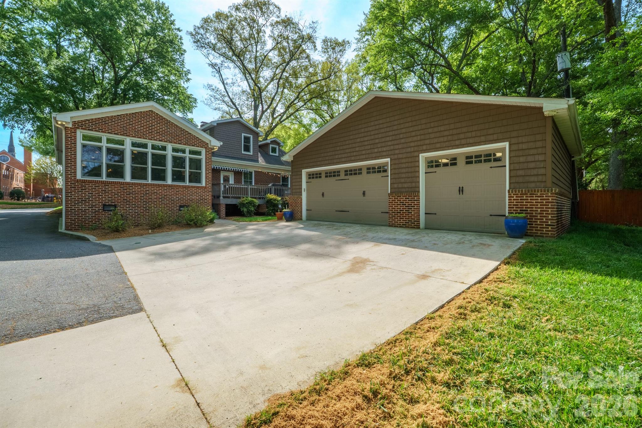551 7th Street NW Hickory NC 28601