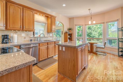 6 Clear Vista Drive Asheville NC 28805