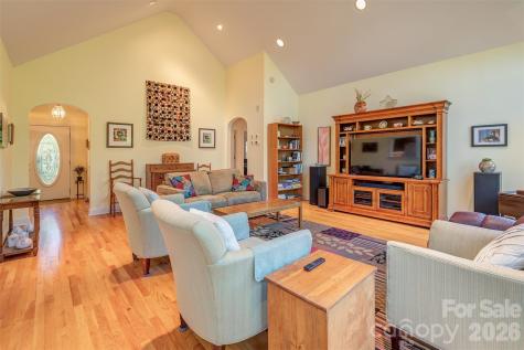 6 Clear Vista Drive Asheville NC 28805