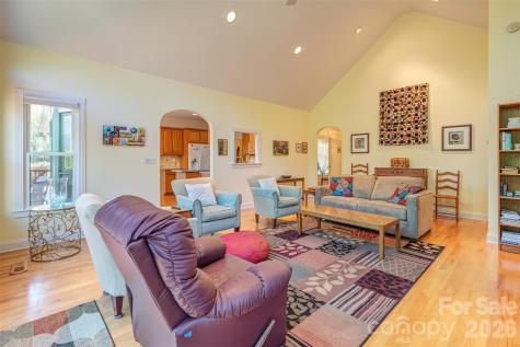 6 Clear Vista Drive Asheville NC 28805