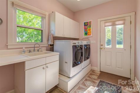 6 Clear Vista Drive Asheville NC 28805