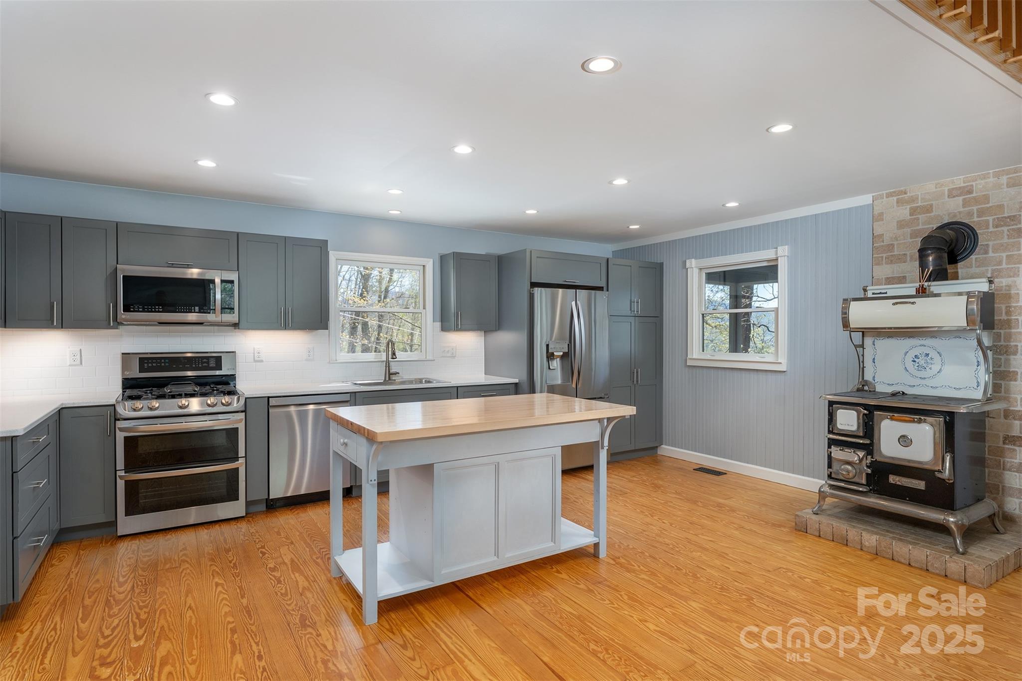 54 Jazaka Ridge Swannanoa NC 28778