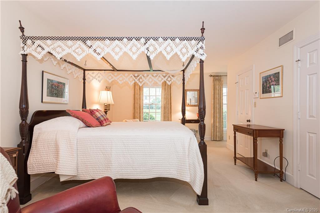 2044 Stedwick Place Charlotte NC 28211