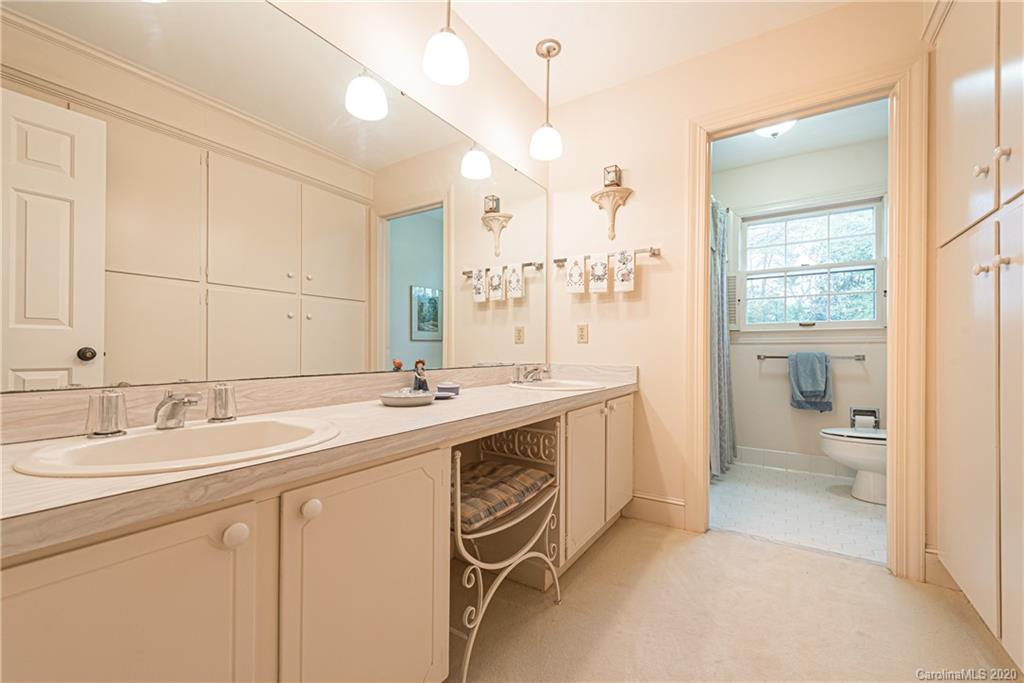 2044 Stedwick Place Charlotte NC 28211