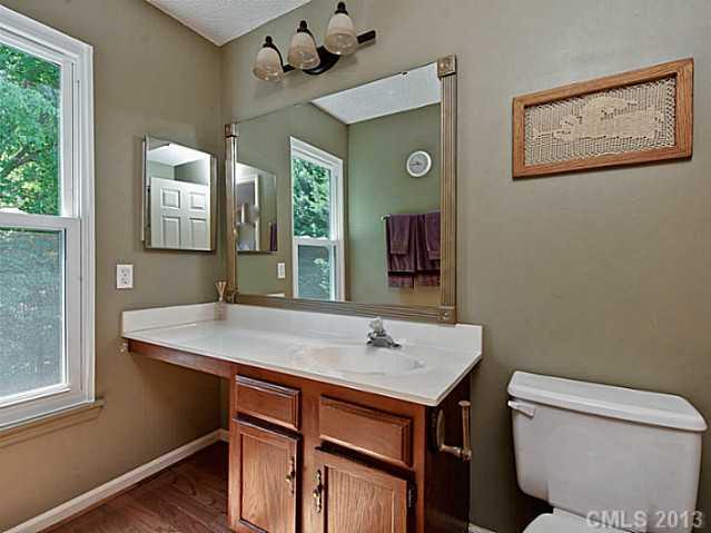145 Chaphyn Lane Matthews NC 28105