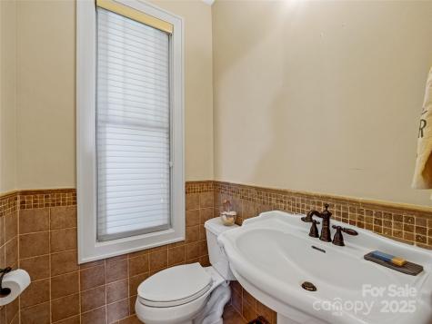 206 Summershade Court Asheville NC 28806