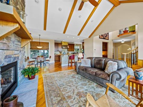 206 Summershade Court Asheville NC 28806