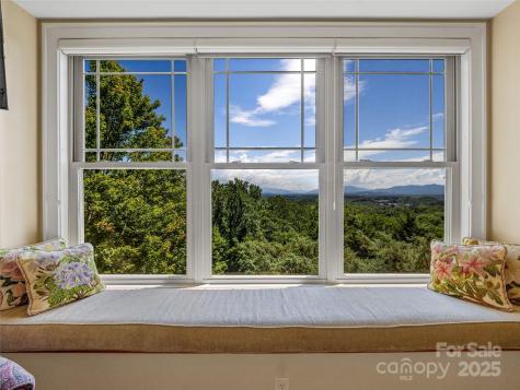 206 Summershade Court Asheville NC 28806