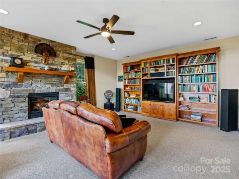 206 Summershade Court Asheville NC 28806