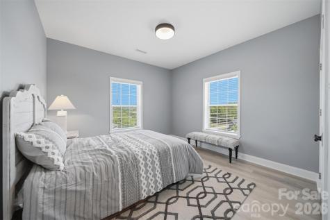 418 Huntington Woods Street SE Lenoir NC 28645