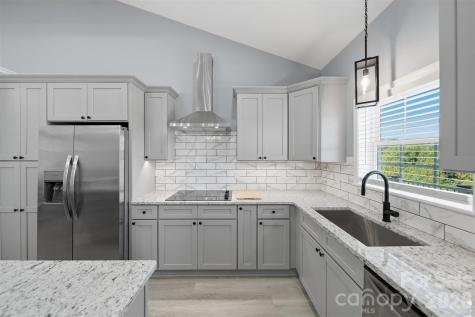418 Huntington Woods Street SE Lenoir NC 28645