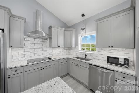 418 Huntington Woods Street SE Lenoir NC 28645