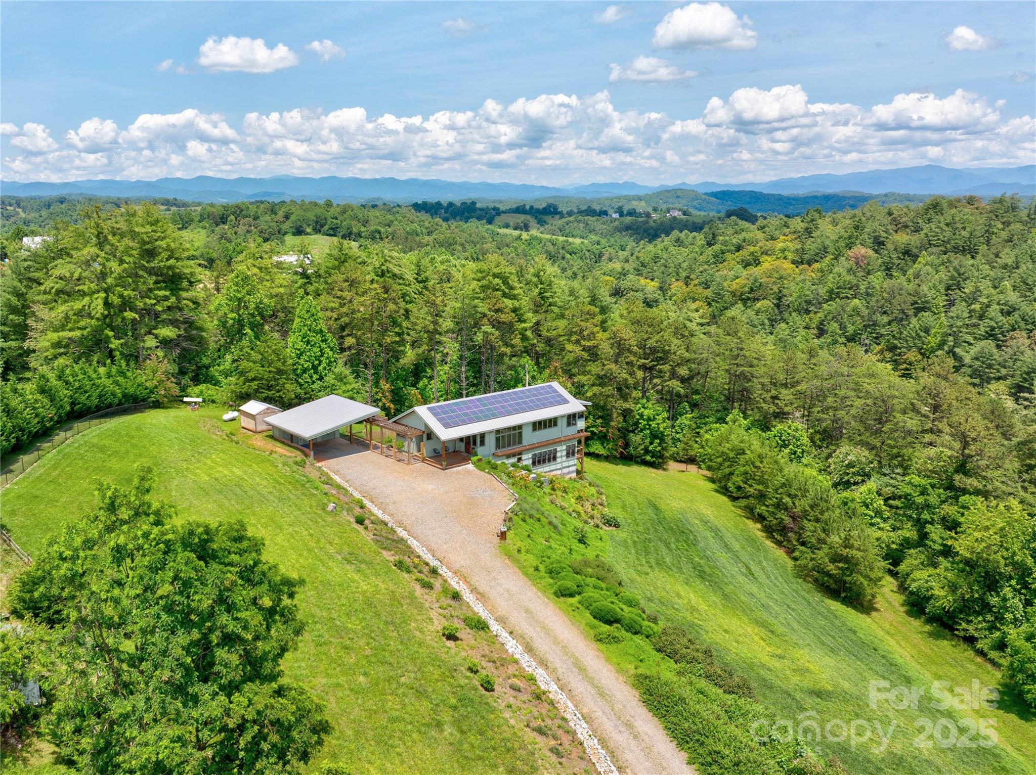 13 New Home Road Marshall NC 28753