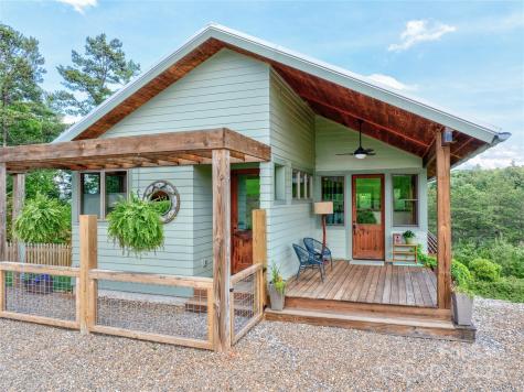 13 New Home Road Marshall NC 28753